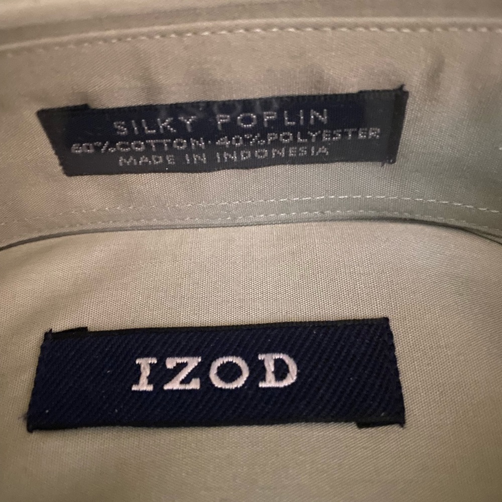 Izod Men’s Dress Shirt - Picture 4 of 4